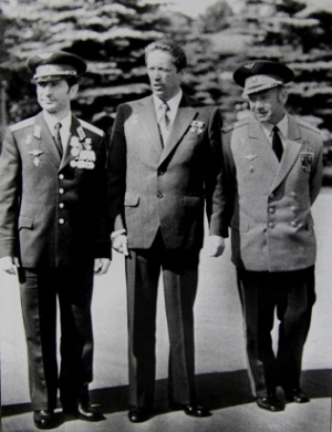 Юрий Малышев, Владимир Аксенов и Алексей Леонов на праздничной встрече в Кремле